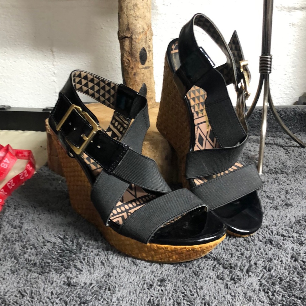 Jessica Simpson Wedged Sandals size 6